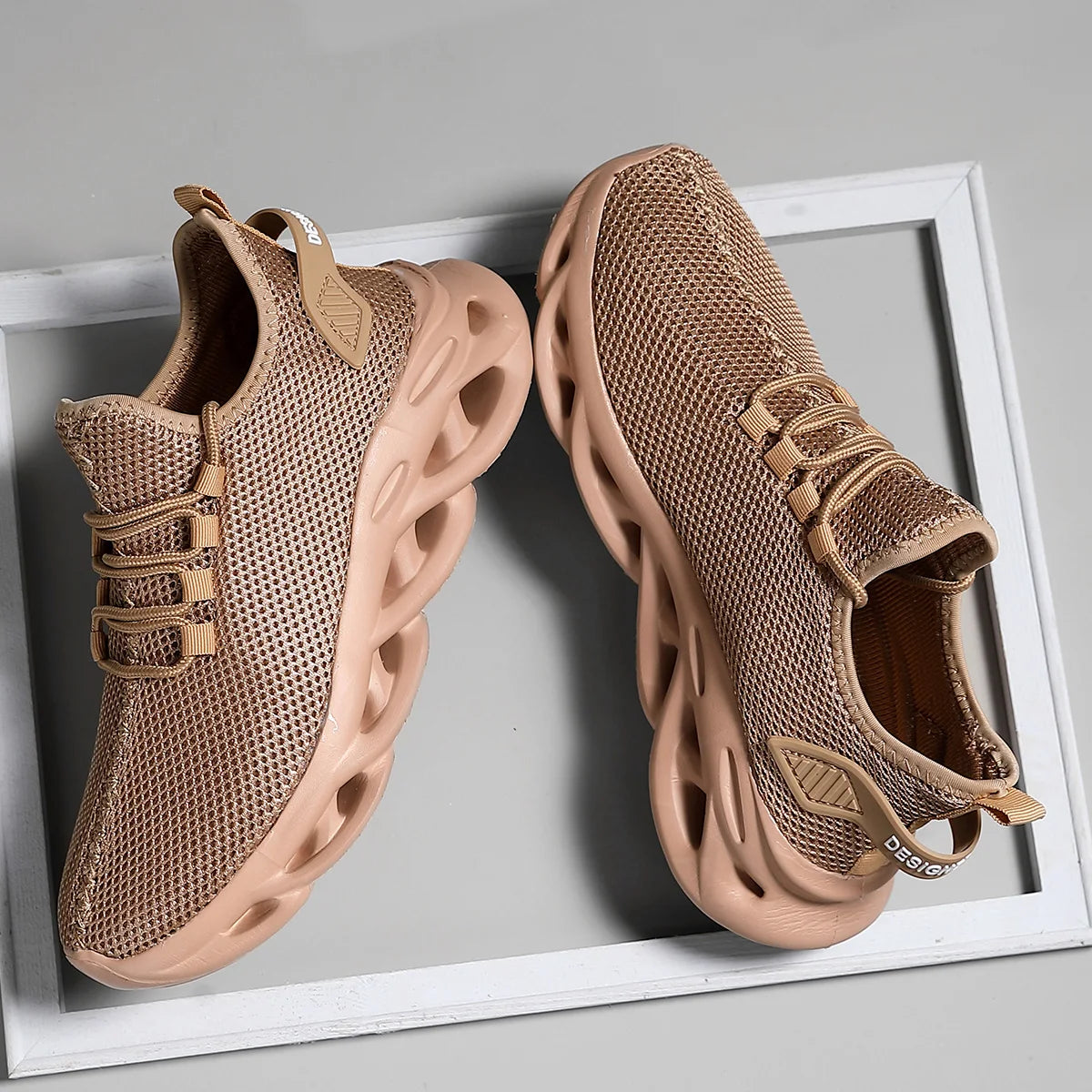 Men's Lightweight Breathable Running Shoes